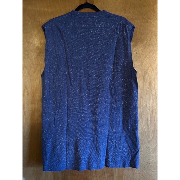 Mens Tops - Picture 6 of 6